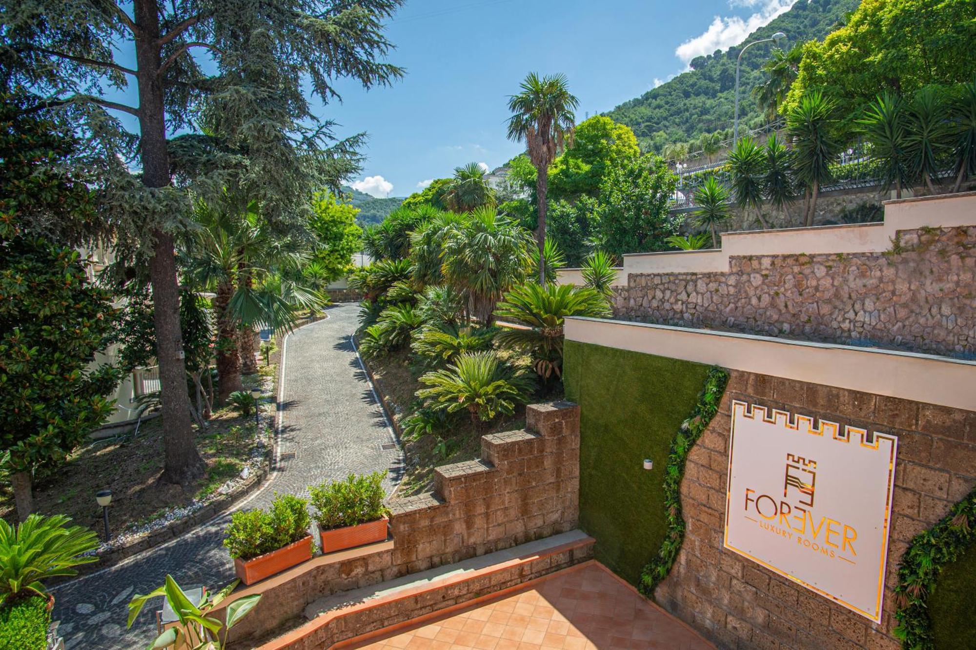 Forever Luxury Rooms Castellammare di Stabia Exterior photo