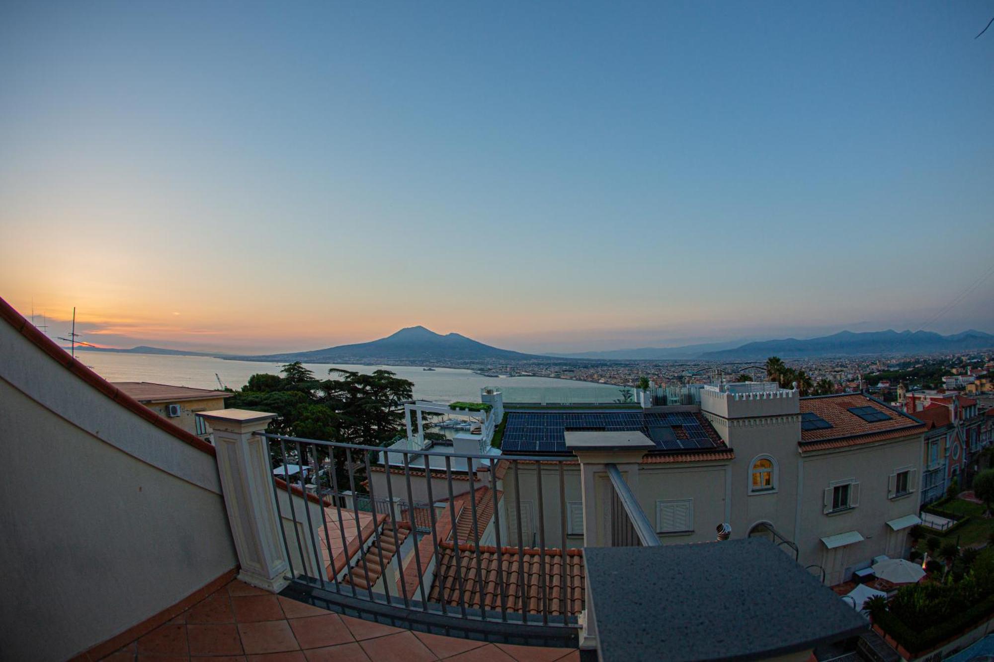 Forever Luxury Rooms Castellammare di Stabia Exterior photo